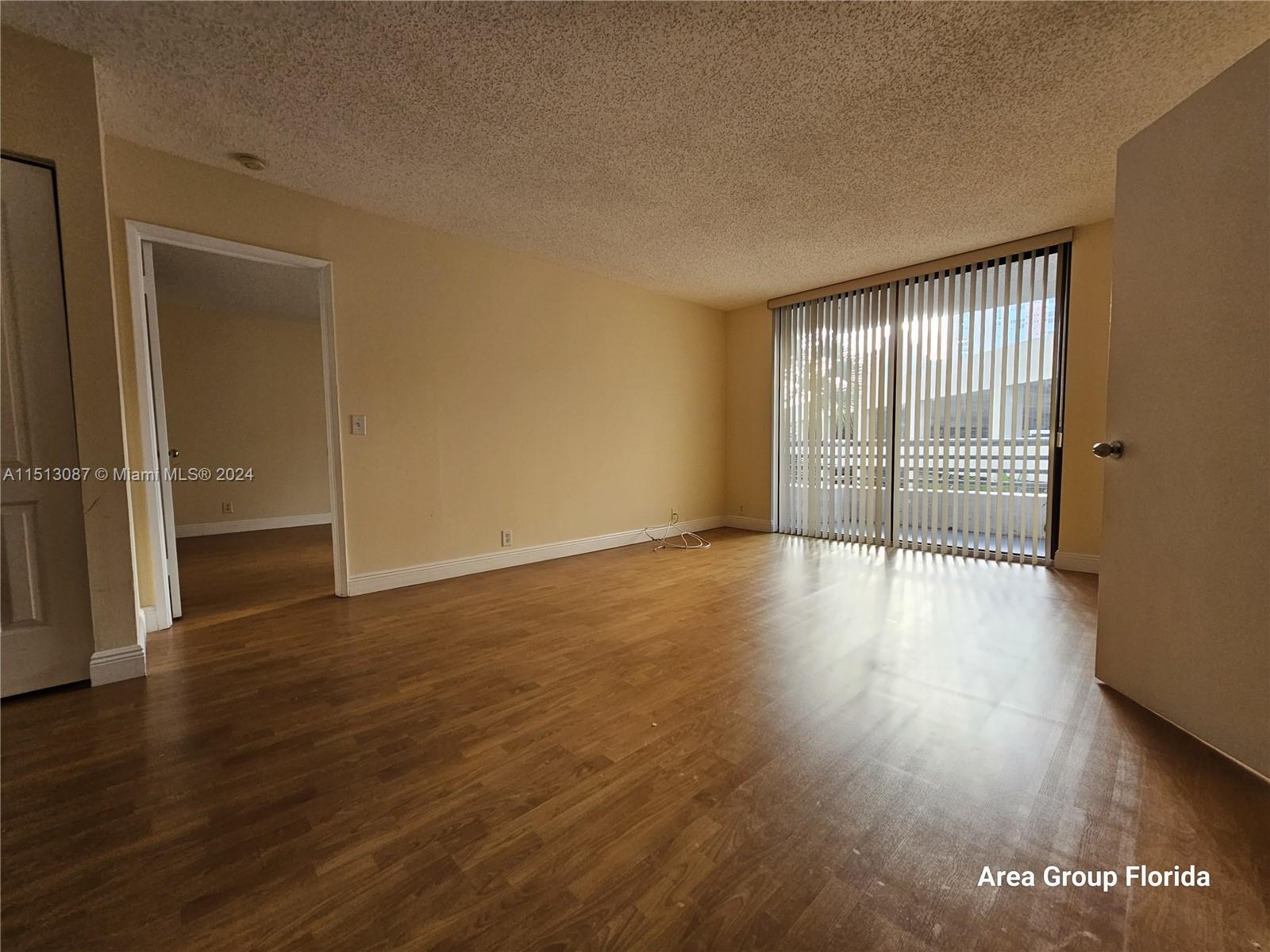 3300 191st St, Aventura, FL, 33180 United States, 2 Bedrooms Bedrooms, ,1 BathroomBathrooms,Residential,For Sale,191st St,A11513087