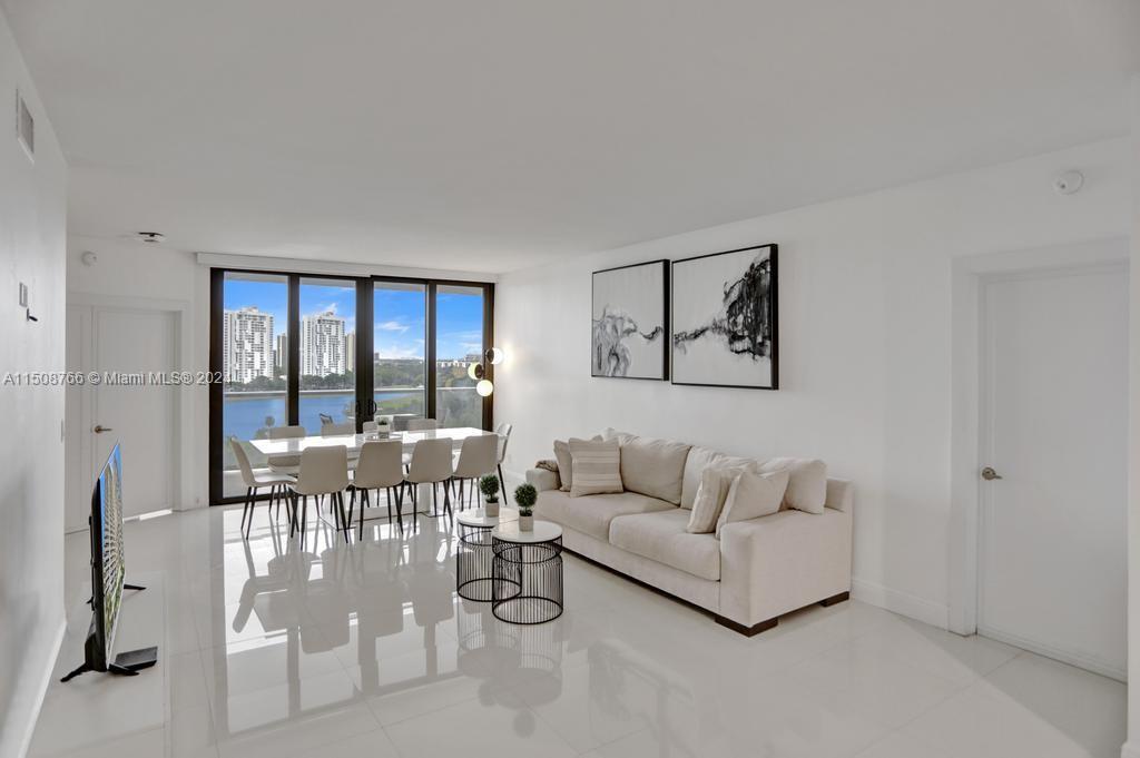 20281 Country Club Dr, Aventura, FL, 33180 United States, 3 Bedrooms Bedrooms, ,2 BathroomsBathrooms,Residential,For Sale,Country Club Dr,A11508766