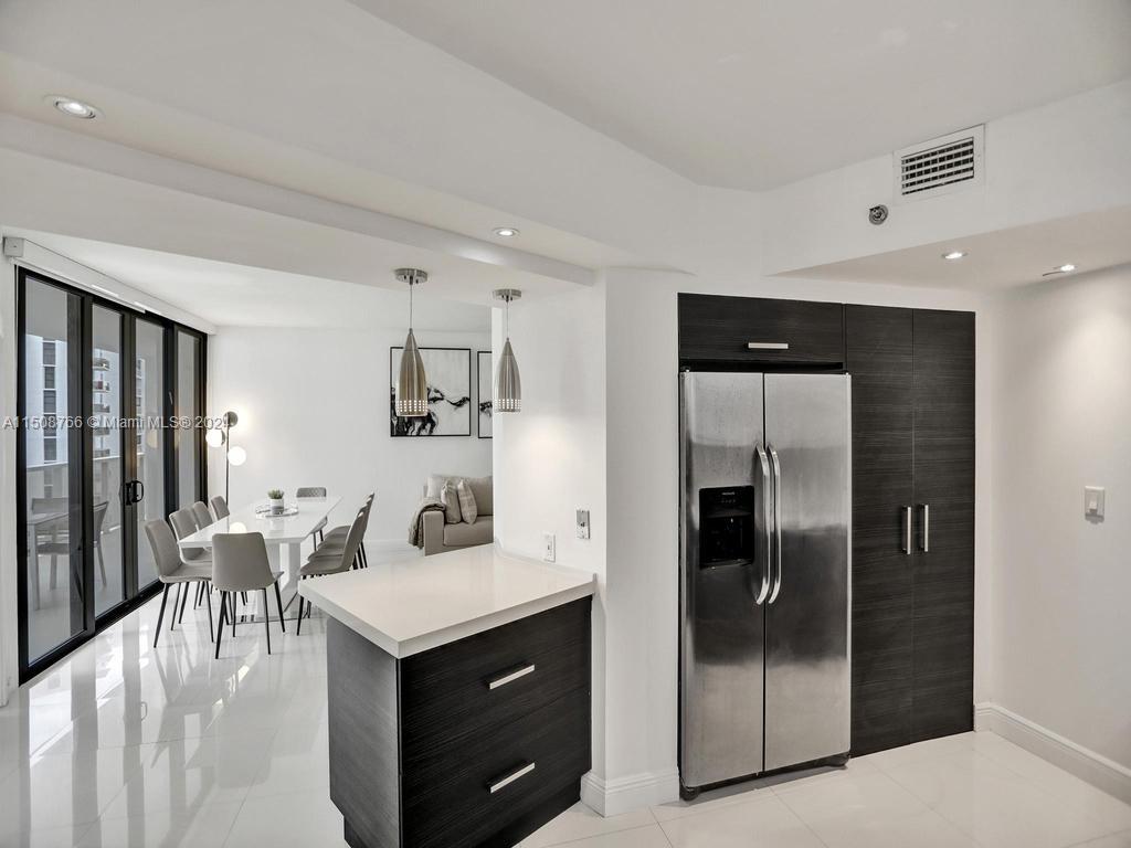 20281 Country Club Dr, Aventura, FL, 33180 United States, 3 Bedrooms Bedrooms, ,2 BathroomsBathrooms,Residential,For Sale,Country Club Dr,A11508766