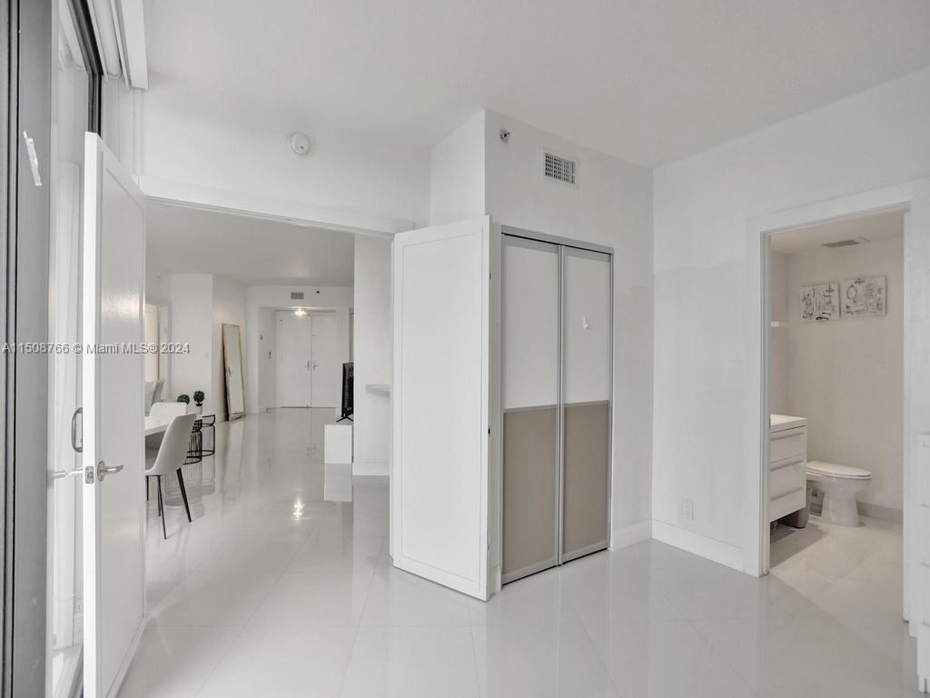20281 Country Club Dr, Aventura, FL, 33180 United States, 3 Bedrooms Bedrooms, ,2 BathroomsBathrooms,Residential,For Sale,Country Club Dr,A11508766