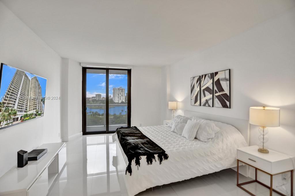 20281 Country Club Dr, Aventura, FL, 33180 United States, 3 Bedrooms Bedrooms, ,2 BathroomsBathrooms,Residential,For Sale,Country Club Dr,A11508766