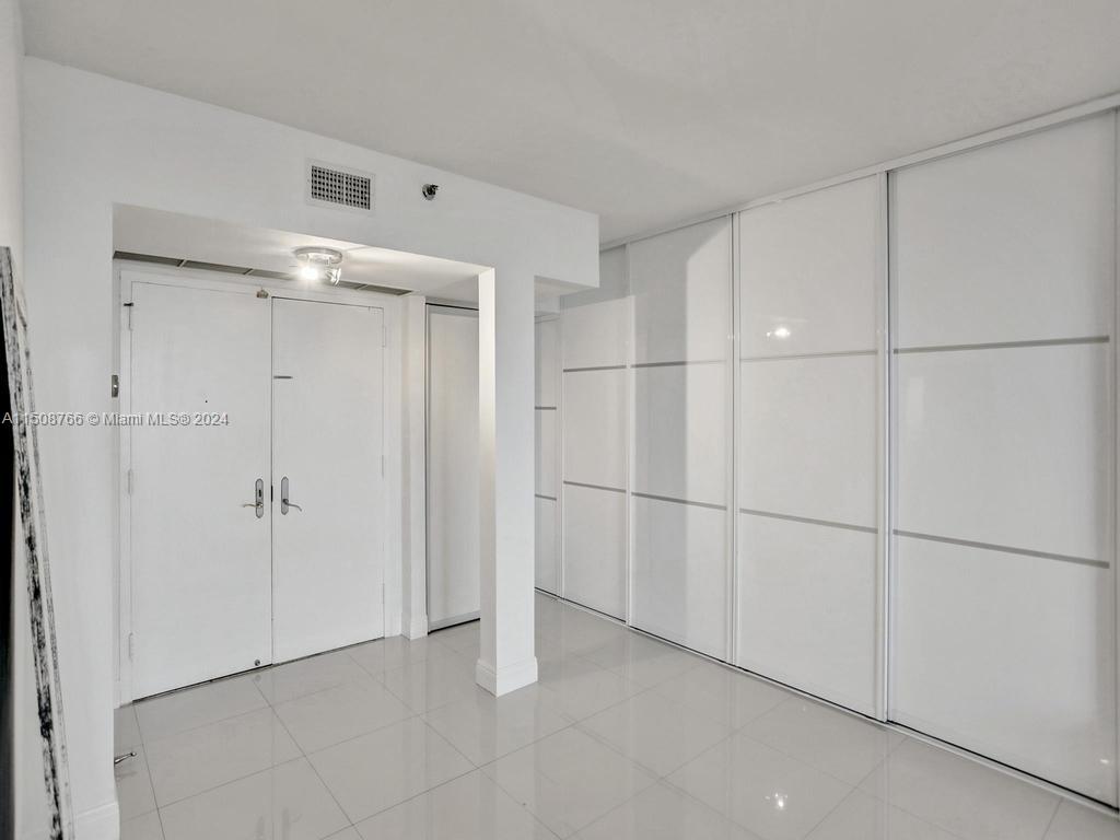 20281 Country Club Dr, Aventura, FL, 33180 United States, 3 Bedrooms Bedrooms, ,2 BathroomsBathrooms,Residential,For Sale,Country Club Dr,A11508766
