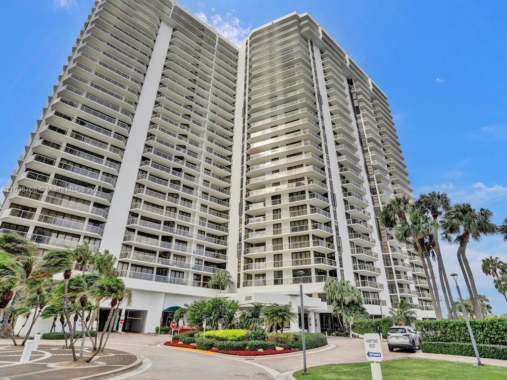 20281 Country Club Dr, Aventura, FL, 33180 United States, 3 Bedrooms Bedrooms, ,2 BathroomsBathrooms,Residential,For Sale,Country Club Dr,A11508766