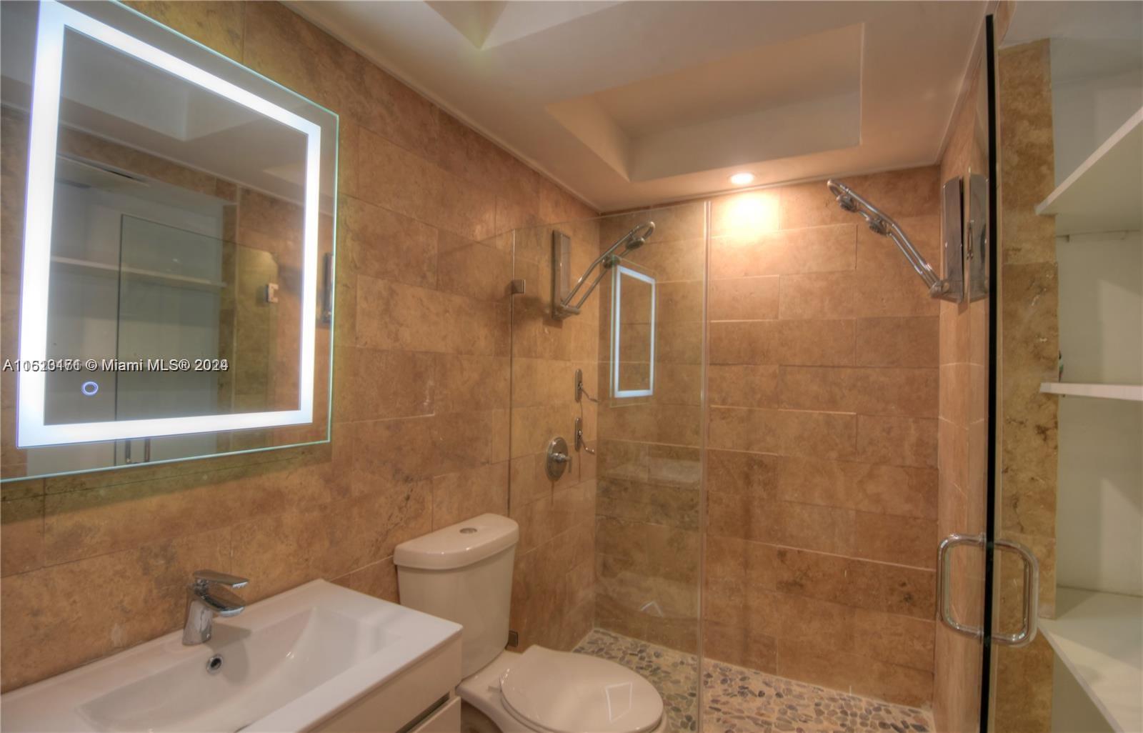 400 Kings Point Dr, Sunny Isles Beach, FL, 33160 United States, 2 Bedrooms Bedrooms, ,2 BathroomsBathrooms,Residential,For Sale,Kings Point Dr,A11513171