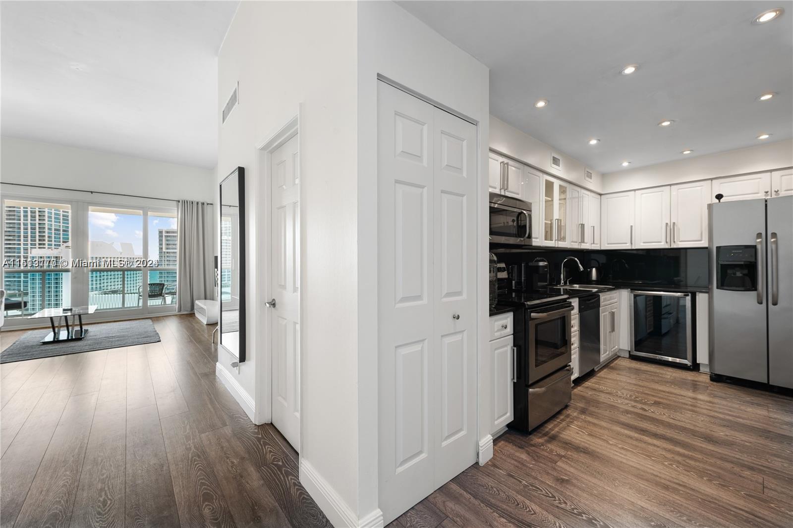 6770 Indian Creek Dr TSA, Miami Beach, Florida 33141, 1 Bedroom Bedrooms, ,1 BathroomBathrooms,Residentiallease,For Rent,6770 Indian Creek Dr TSA,A11513170