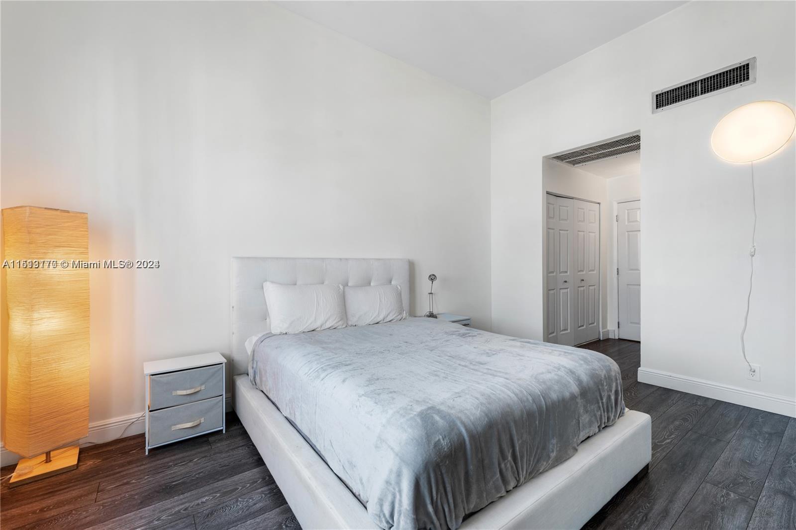 6770 Indian Creek Dr TSA, Miami Beach, Florida 33141, 1 Bedroom Bedrooms, ,1 BathroomBathrooms,Residentiallease,For Rent,6770 Indian Creek Dr TSA,A11513170