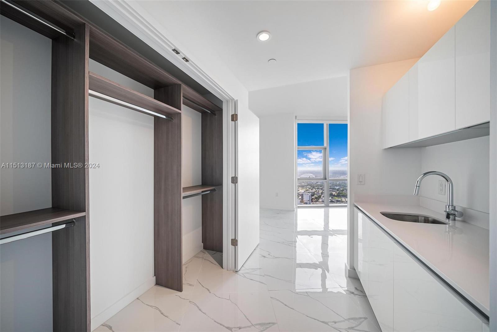 851 NE 1st Ave 4802, Miami, Florida 33132, 3 Bedrooms Bedrooms, ,4 BathroomsBathrooms,Residentiallease,For Rent,851 NE 1st Ave 4802,A11513187