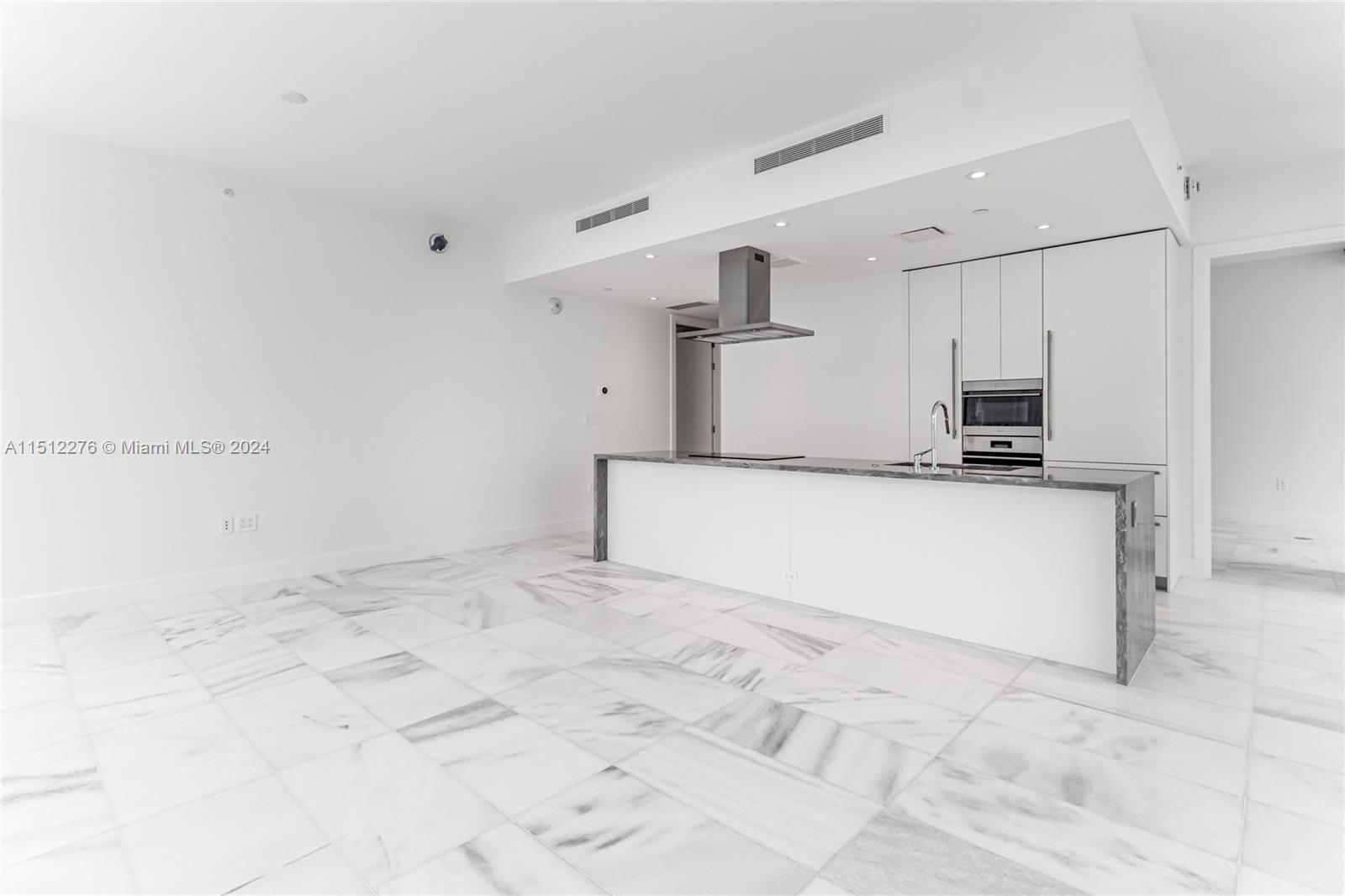 700 NE 26th Ter 1706, Miami, Florida 33137, 2 Bedrooms Bedrooms, ,2 BathroomsBathrooms,Residentiallease,For Rent,700 NE 26th Ter 1706,A11512276