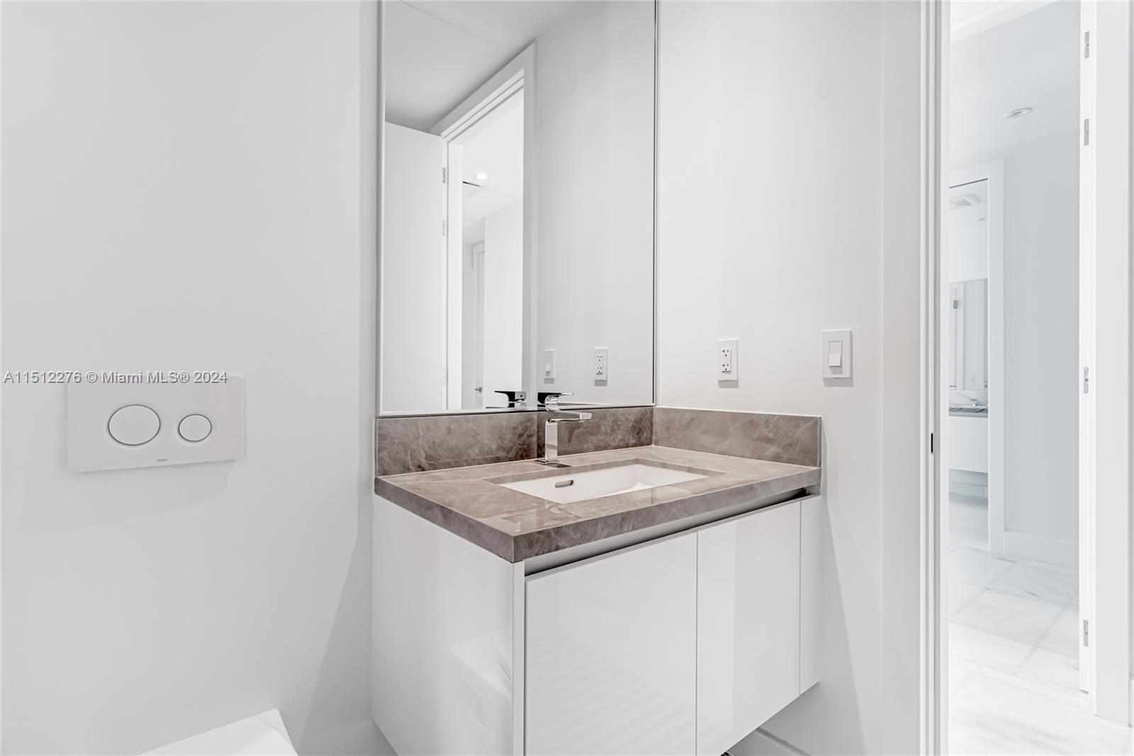 700 NE 26th Ter 1706, Miami, Florida 33137, 2 Bedrooms Bedrooms, ,2 BathroomsBathrooms,Residentiallease,For Rent,700 NE 26th Ter 1706,A11512276