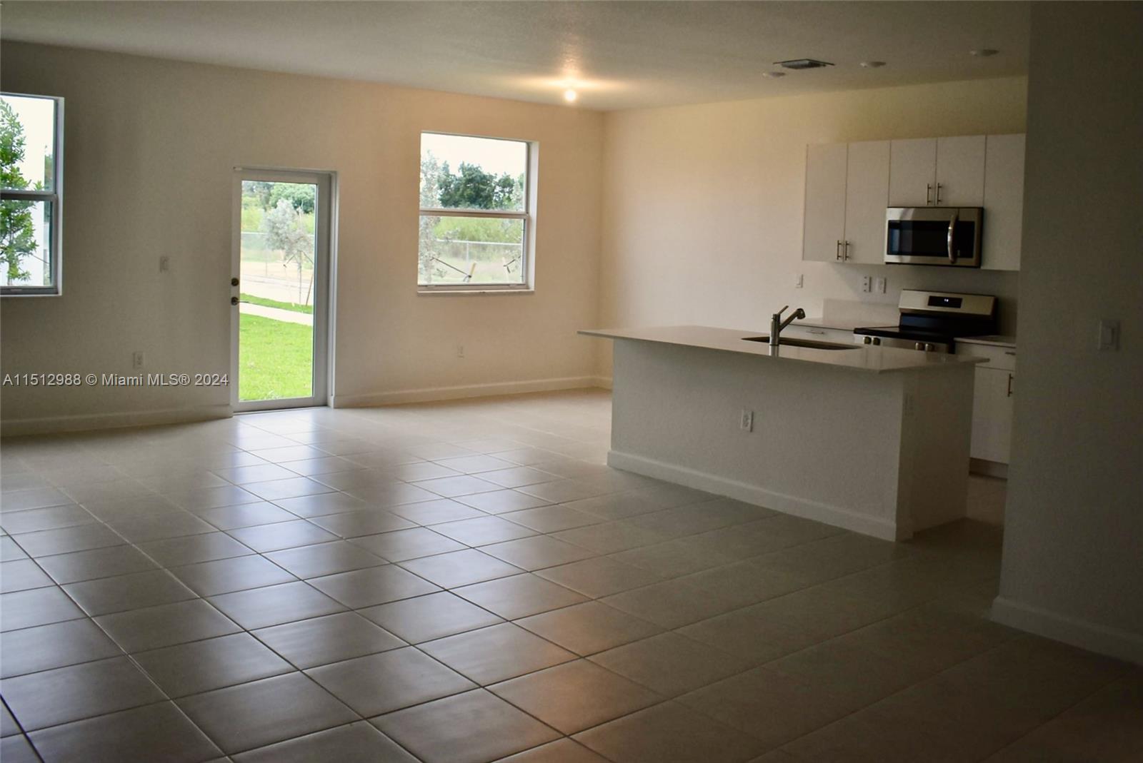 14894 SW 163rd st 14894, Miami, Florida 33187, 5 Bedrooms Bedrooms, ,3 BathroomsBathrooms,Residentiallease,For Rent,14894 SW 163rd st 14894,A11512988