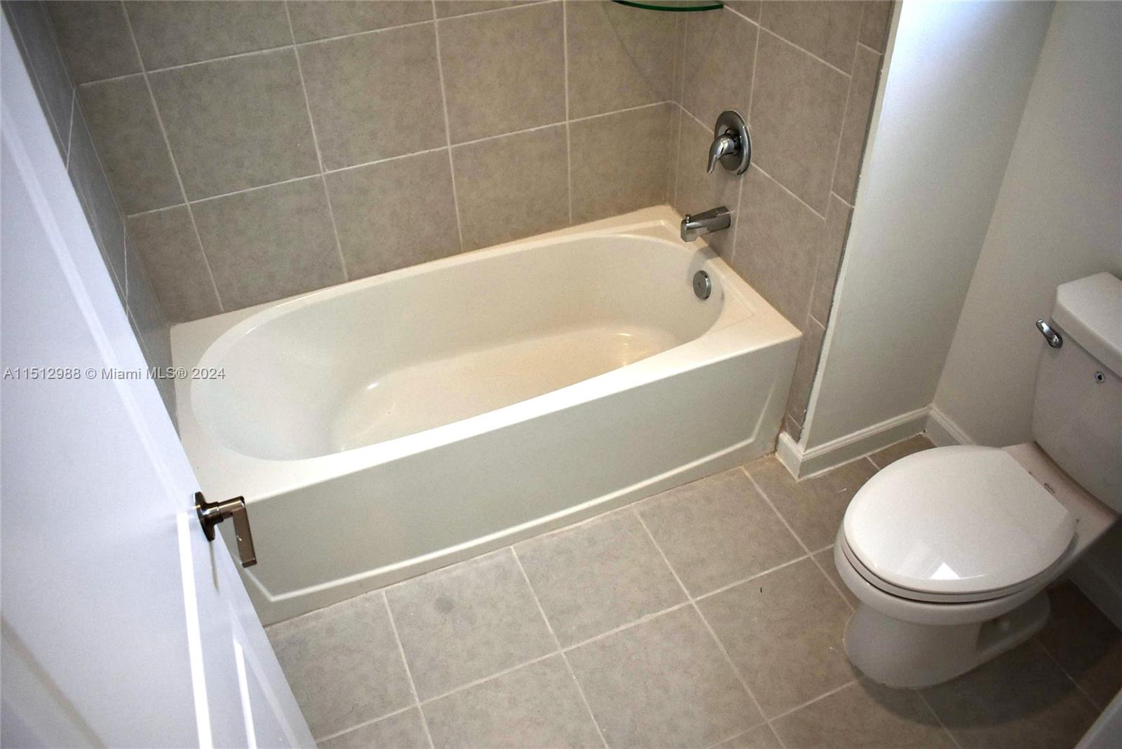 14894 SW 163rd st 14894, Miami, Florida 33187, 5 Bedrooms Bedrooms, ,3 BathroomsBathrooms,Residentiallease,For Rent,14894 SW 163rd st 14894,A11512988