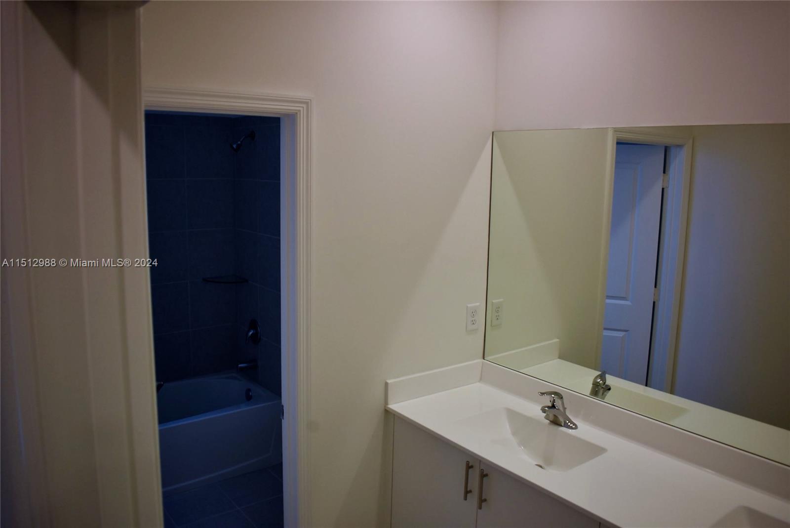 14894 SW 163rd st 14894, Miami, Florida 33187, 5 Bedrooms Bedrooms, ,3 BathroomsBathrooms,Residentiallease,For Rent,14894 SW 163rd st 14894,A11512988