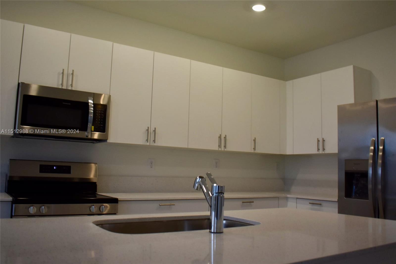 14894 SW 163rd st 14894, Miami, Florida 33187, 5 Bedrooms Bedrooms, ,3 BathroomsBathrooms,Residentiallease,For Rent,14894 SW 163rd st 14894,A11512988