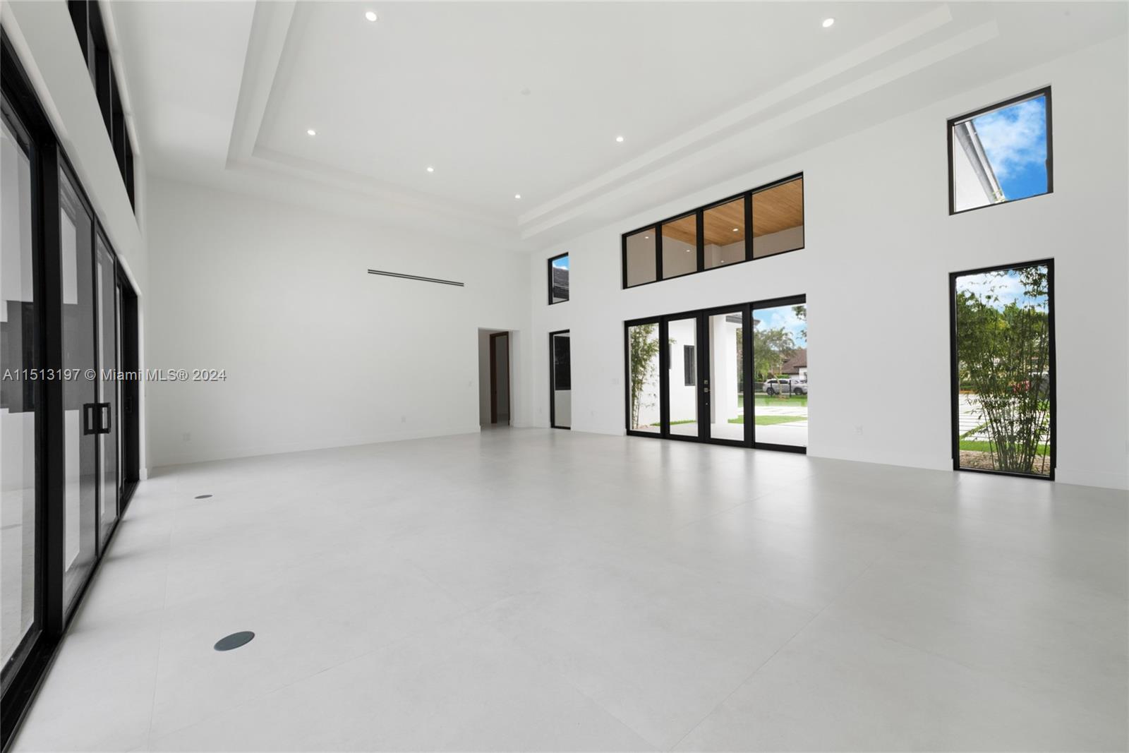 9795 110th St, Miami, FL, 33176 United States, 6 Bedrooms Bedrooms, ,5 BathroomsBathrooms,Residential,For Sale,110th St,A11513197