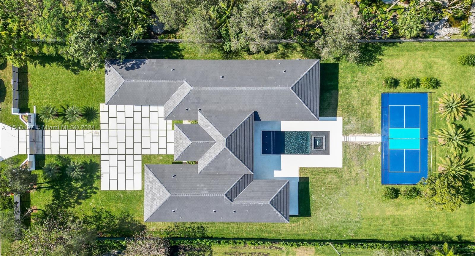 9795 110th St, Miami, FL, 33176 United States, 6 Bedrooms Bedrooms, ,5 BathroomsBathrooms,Residential,For Sale,110th St,A11513197