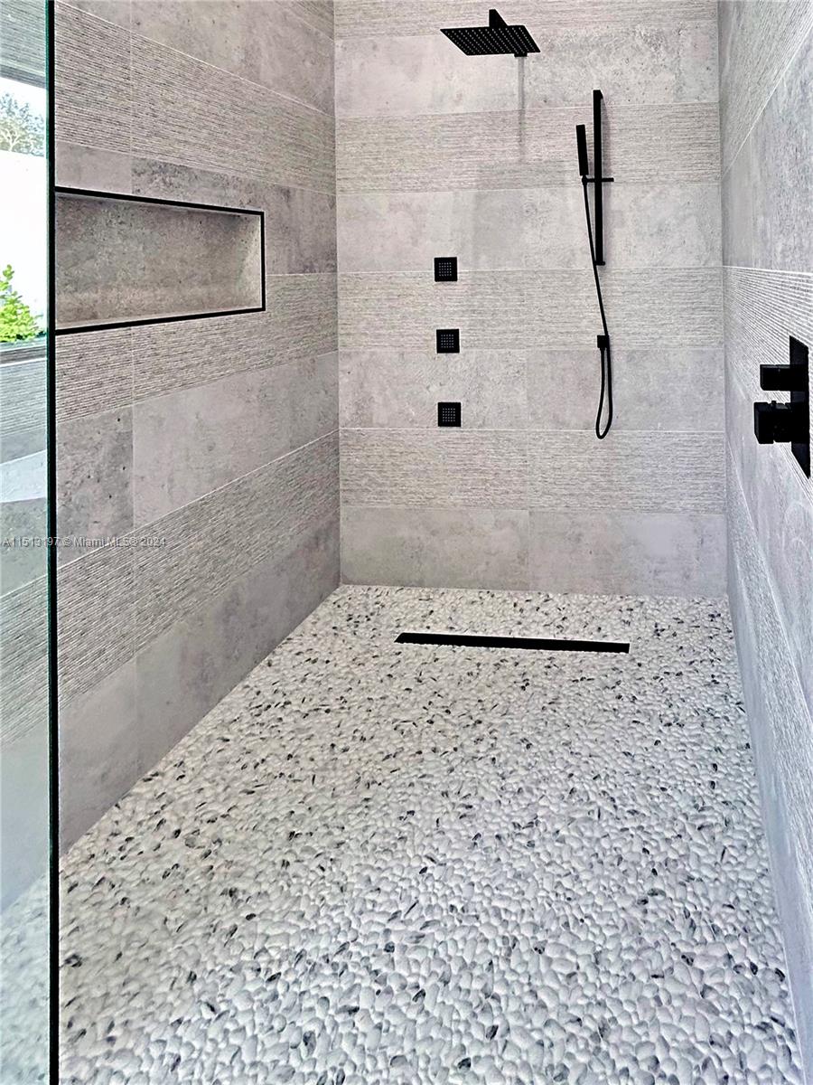 9795 110th St, Miami, FL, 33176 United States, 6 Bedrooms Bedrooms, ,5 BathroomsBathrooms,Residential,For Sale,110th St,A11513197