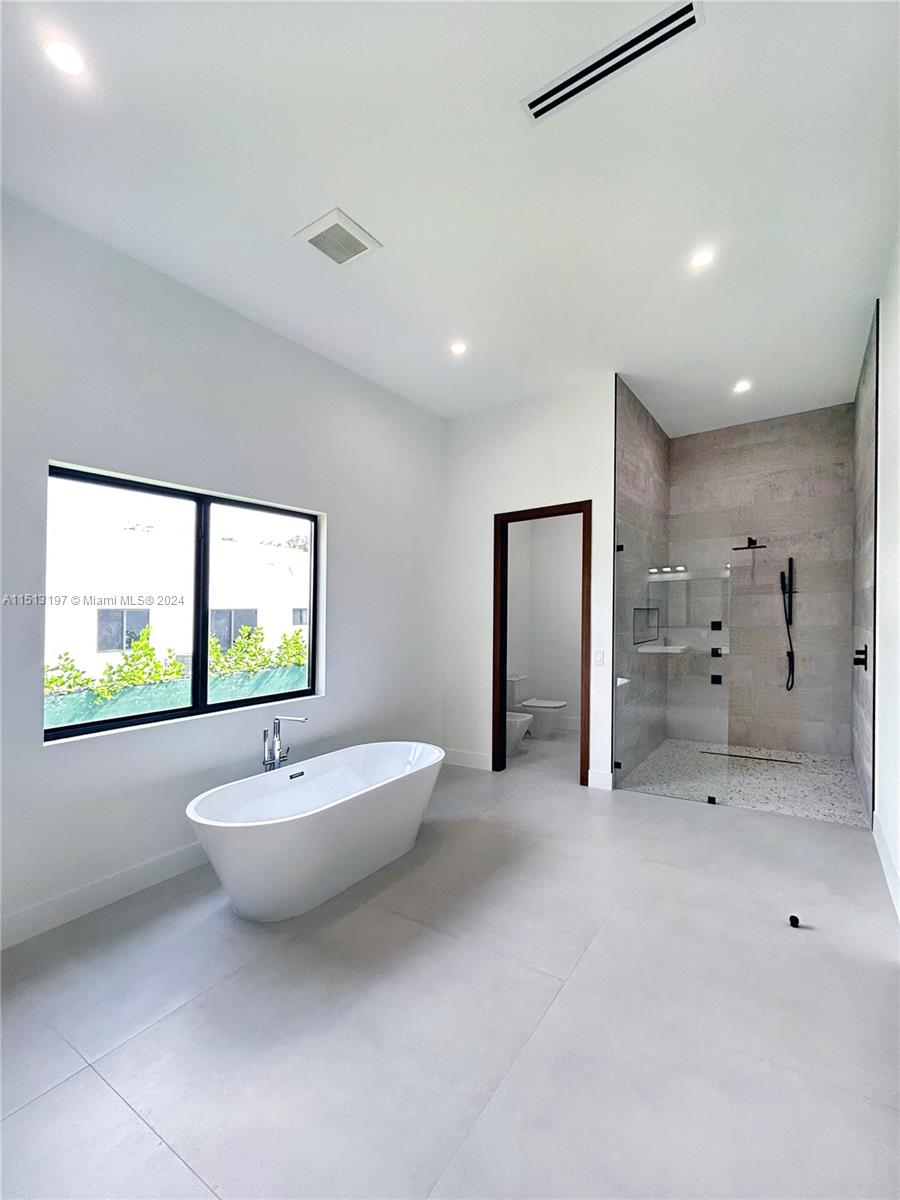 9795 110th St, Miami, FL, 33176 United States, 6 Bedrooms Bedrooms, ,5 BathroomsBathrooms,Residential,For Sale,110th St,A11513197