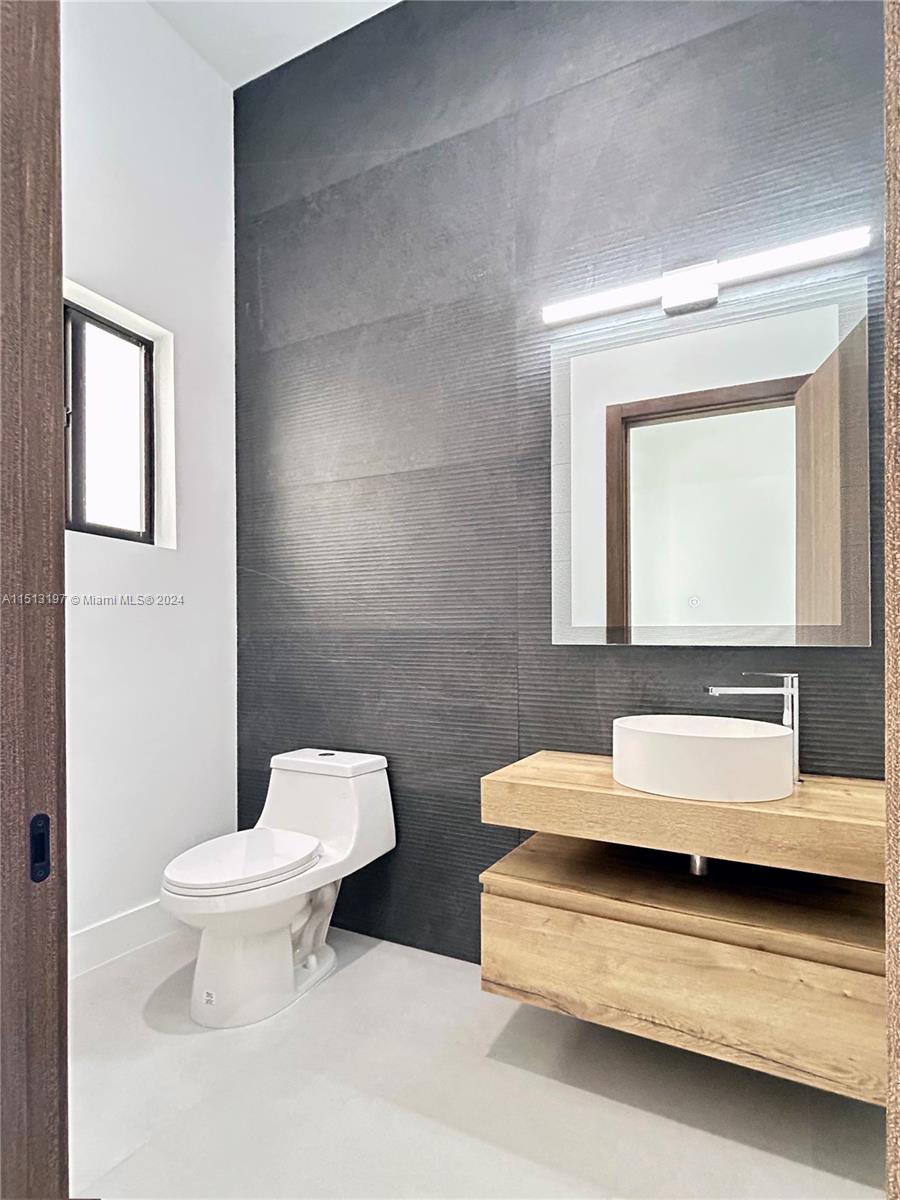 9795 110th St, Miami, FL, 33176 United States, 6 Bedrooms Bedrooms, ,5 BathroomsBathrooms,Residential,For Sale,110th St,A11513197