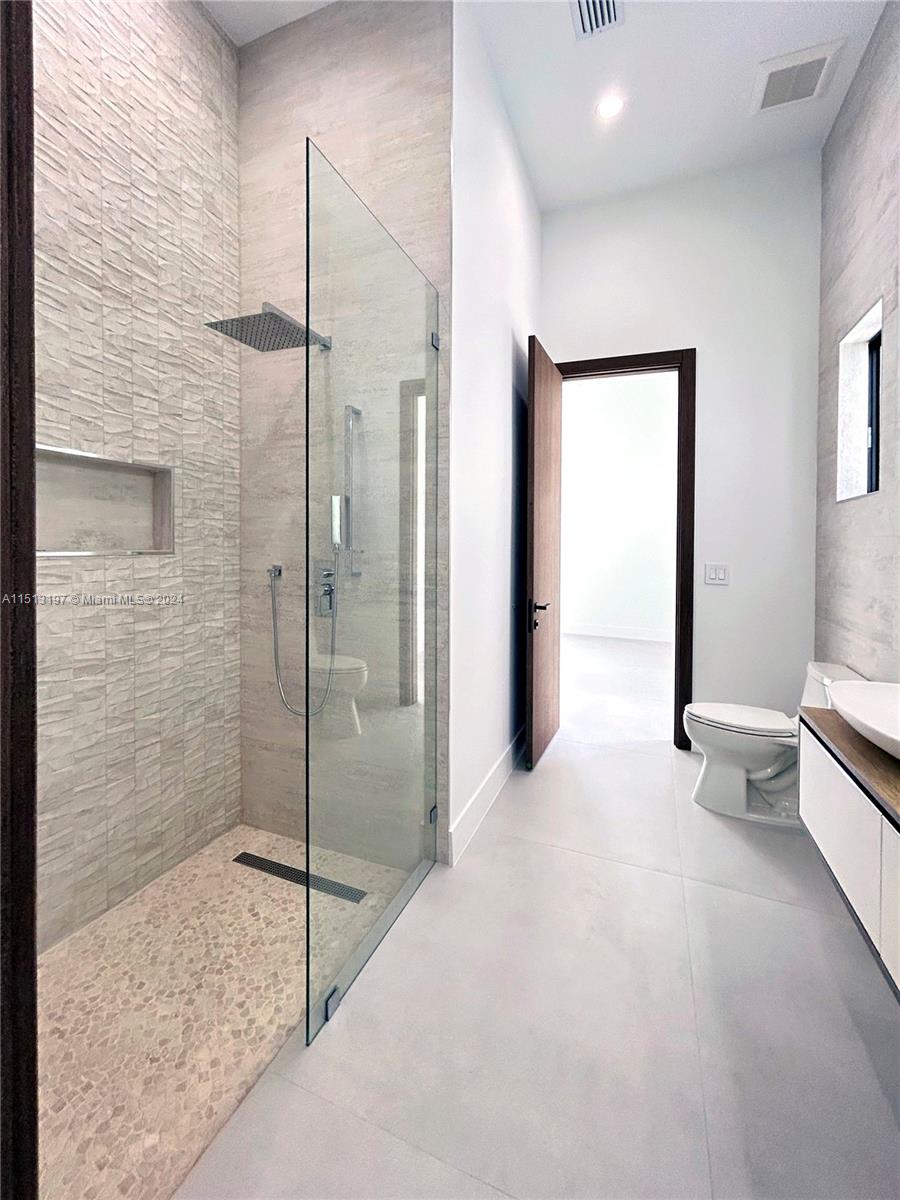 9795 110th St, Miami, FL, 33176 United States, 6 Bedrooms Bedrooms, ,5 BathroomsBathrooms,Residential,For Sale,110th St,A11513197