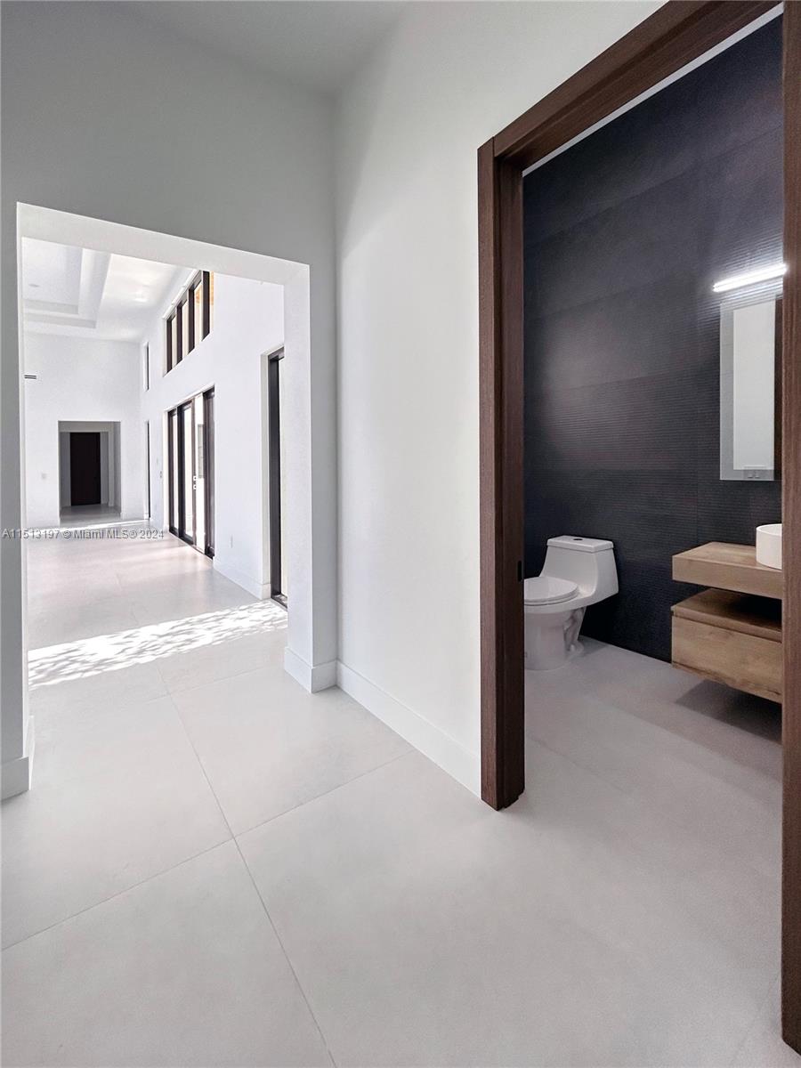 9795 110th St, Miami, FL, 33176 United States, 6 Bedrooms Bedrooms, ,5 BathroomsBathrooms,Residential,For Sale,110th St,A11513197