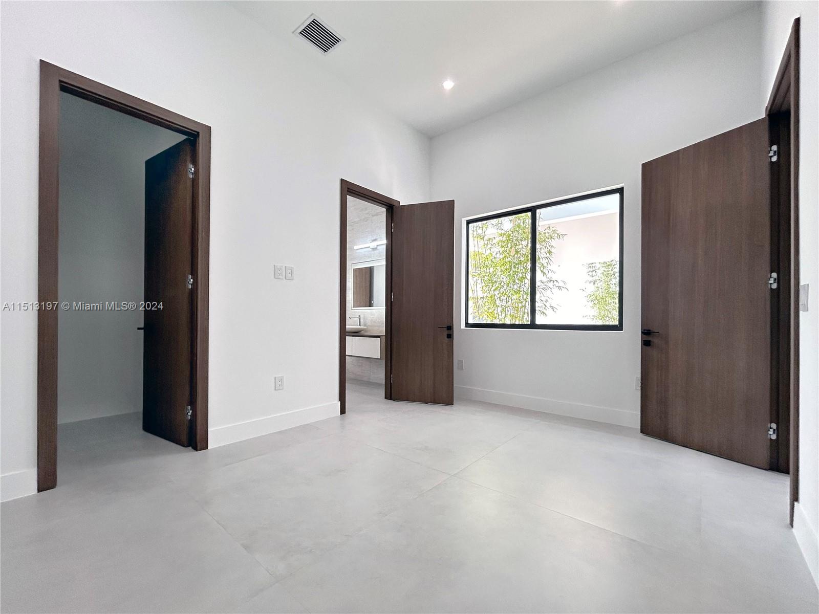 9795 110th St, Miami, FL, 33176 United States, 6 Bedrooms Bedrooms, ,5 BathroomsBathrooms,Residential,For Sale,110th St,A11513197