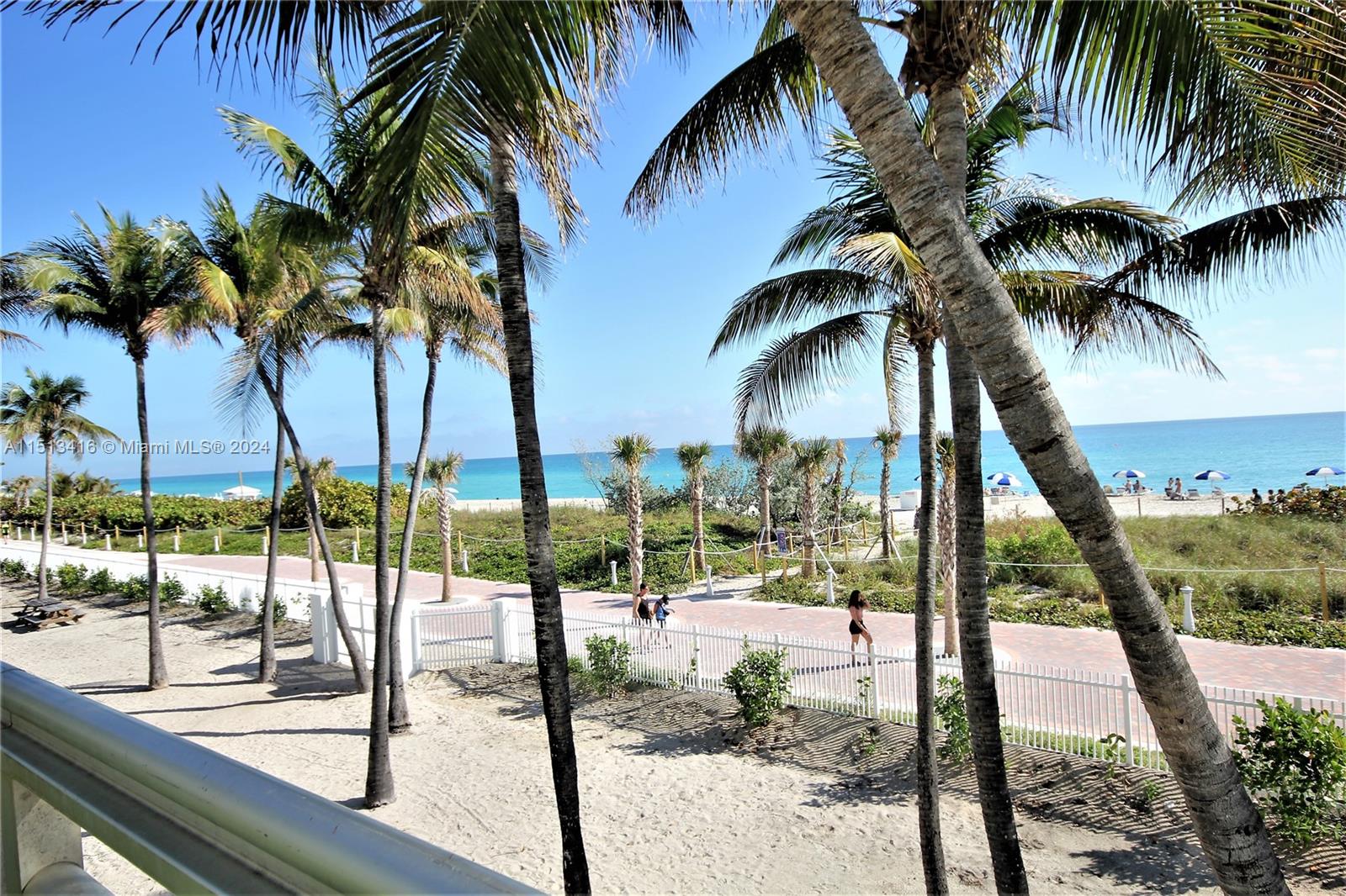 5161 Collins Ave 401, Miami Beach, Florida 33140, 2 Bedrooms Bedrooms, ,2 BathroomsBathrooms,Residential,For Sale,5161 Collins Ave 401,A11513416