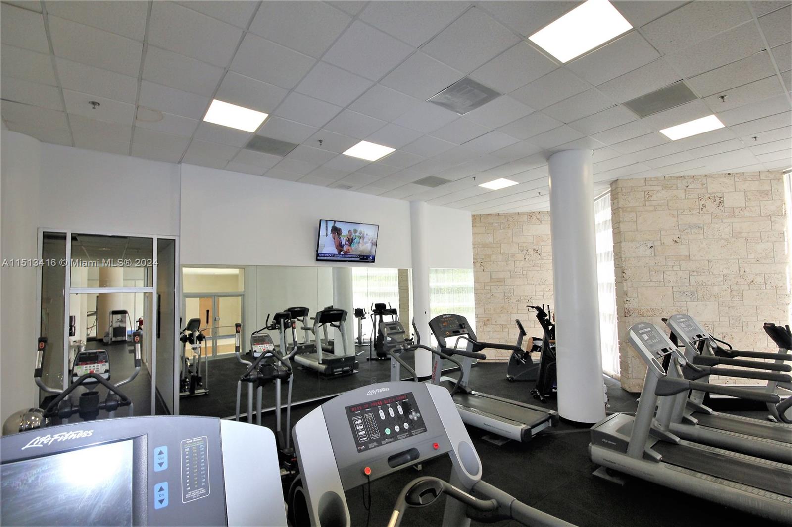 5161 Collins Ave 401, Miami Beach, Florida 33140, 2 Bedrooms Bedrooms, ,2 BathroomsBathrooms,Residential,For Sale,5161 Collins Ave 401,A11513416