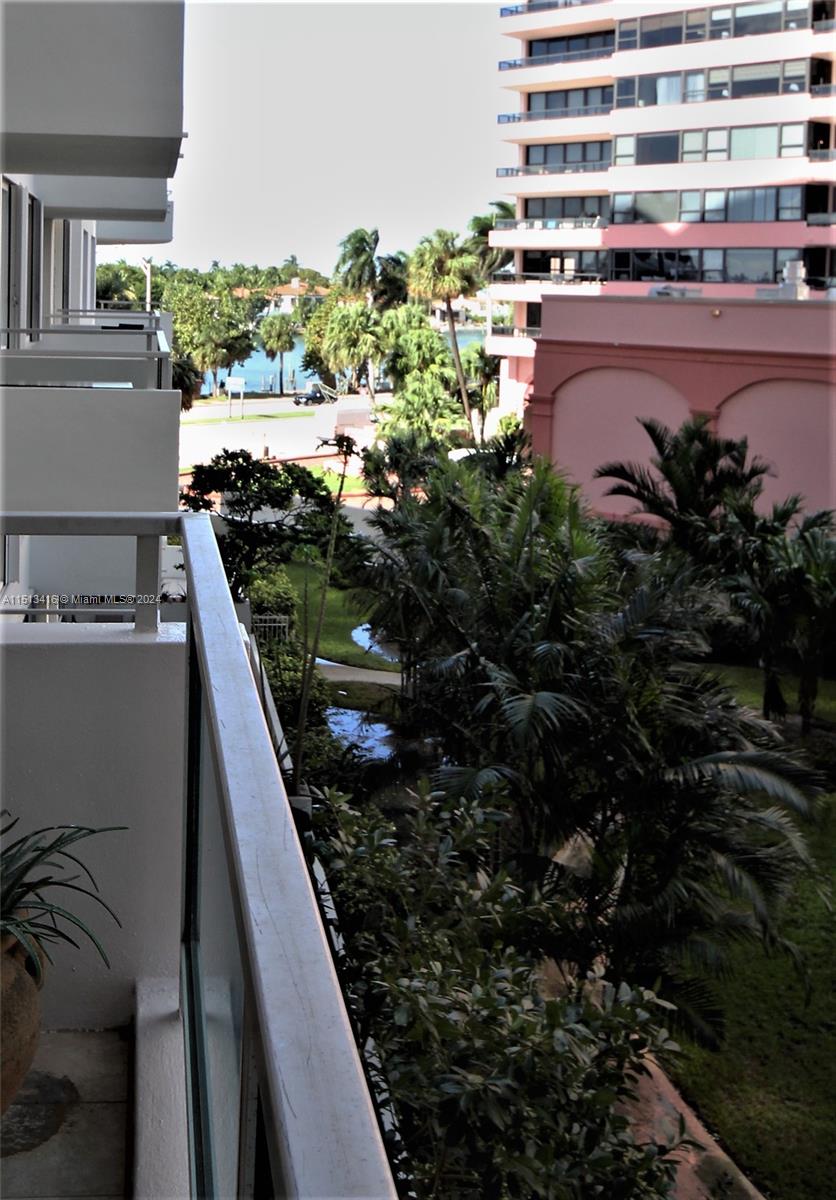 5161 Collins Ave 401, Miami Beach, Florida 33140, 2 Bedrooms Bedrooms, ,2 BathroomsBathrooms,Residential,For Sale,5161 Collins Ave 401,A11513416