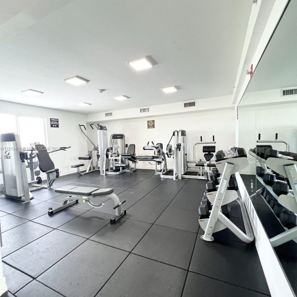 816 NW 11th St 809, Miami, Florida 33136, 2 Bedrooms Bedrooms, ,2 BathroomsBathrooms,Residentiallease,For Rent,816 NW 11th St 809,A11513400