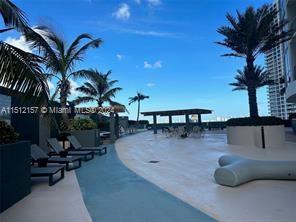 Miami, Florida 33132, 1 Bedroom Bedrooms, ,1 BathroomBathrooms,Residential,For Sale,A11512157