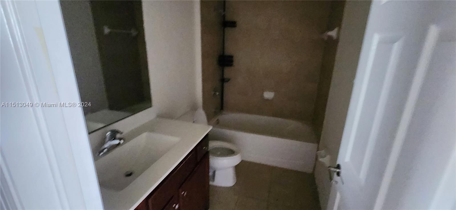 3768 SE 3 ST, Homestead, Florida 33033, 3 Bedrooms Bedrooms, ,2 BathroomsBathrooms,Residentiallease,For Rent,3768 SE 3 ST,A11513049