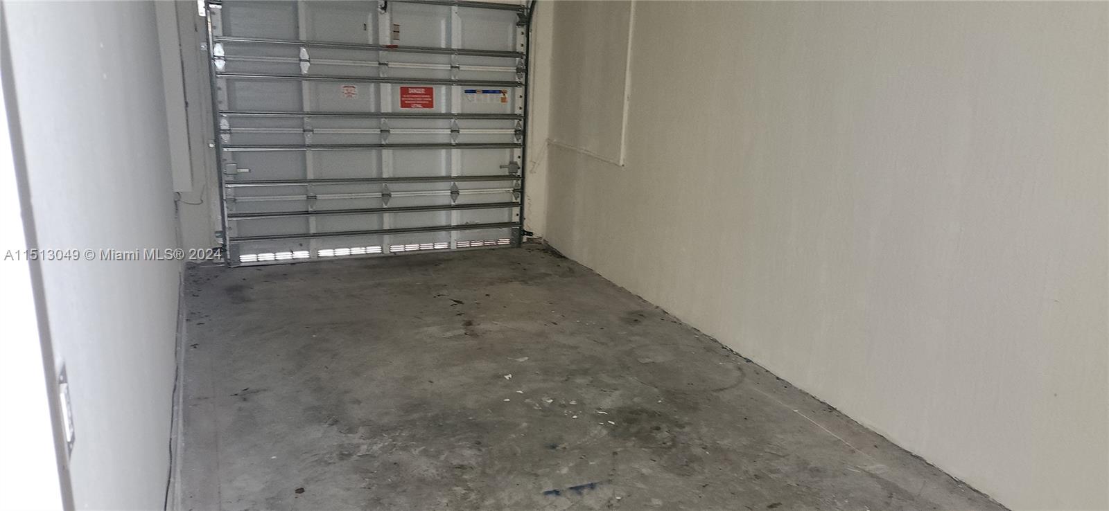 3768 SE 3 ST, Homestead, Florida 33033, 3 Bedrooms Bedrooms, ,2 BathroomsBathrooms,Residentiallease,For Rent,3768 SE 3 ST,A11513049