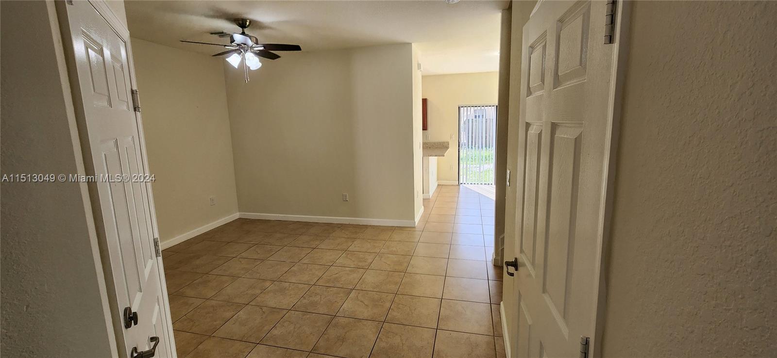 3768 SE 3 ST, Homestead, Florida 33033, 3 Bedrooms Bedrooms, ,2 BathroomsBathrooms,Residentiallease,For Rent,3768 SE 3 ST,A11513049