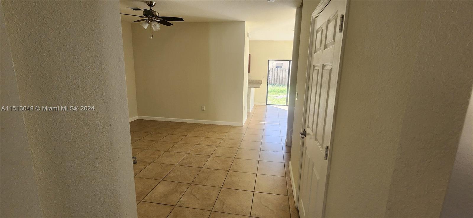 3768 SE 3 ST, Homestead, Florida 33033, 3 Bedrooms Bedrooms, ,2 BathroomsBathrooms,Residentiallease,For Rent,3768 SE 3 ST,A11513049