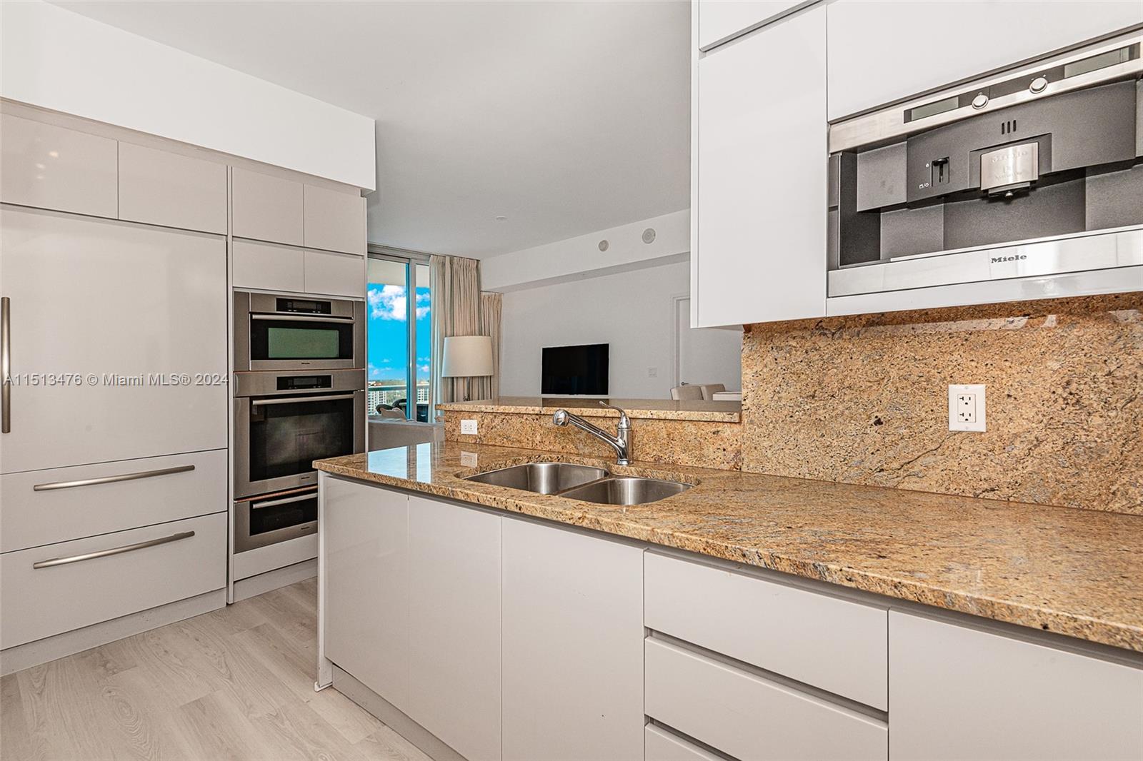 50 S Pointe Dr 1804, Miami Beach, Florida 33139, 2 Bedrooms Bedrooms, ,2 BathroomsBathrooms,Residentiallease,For Rent,50 S Pointe Dr 1804,A11513476