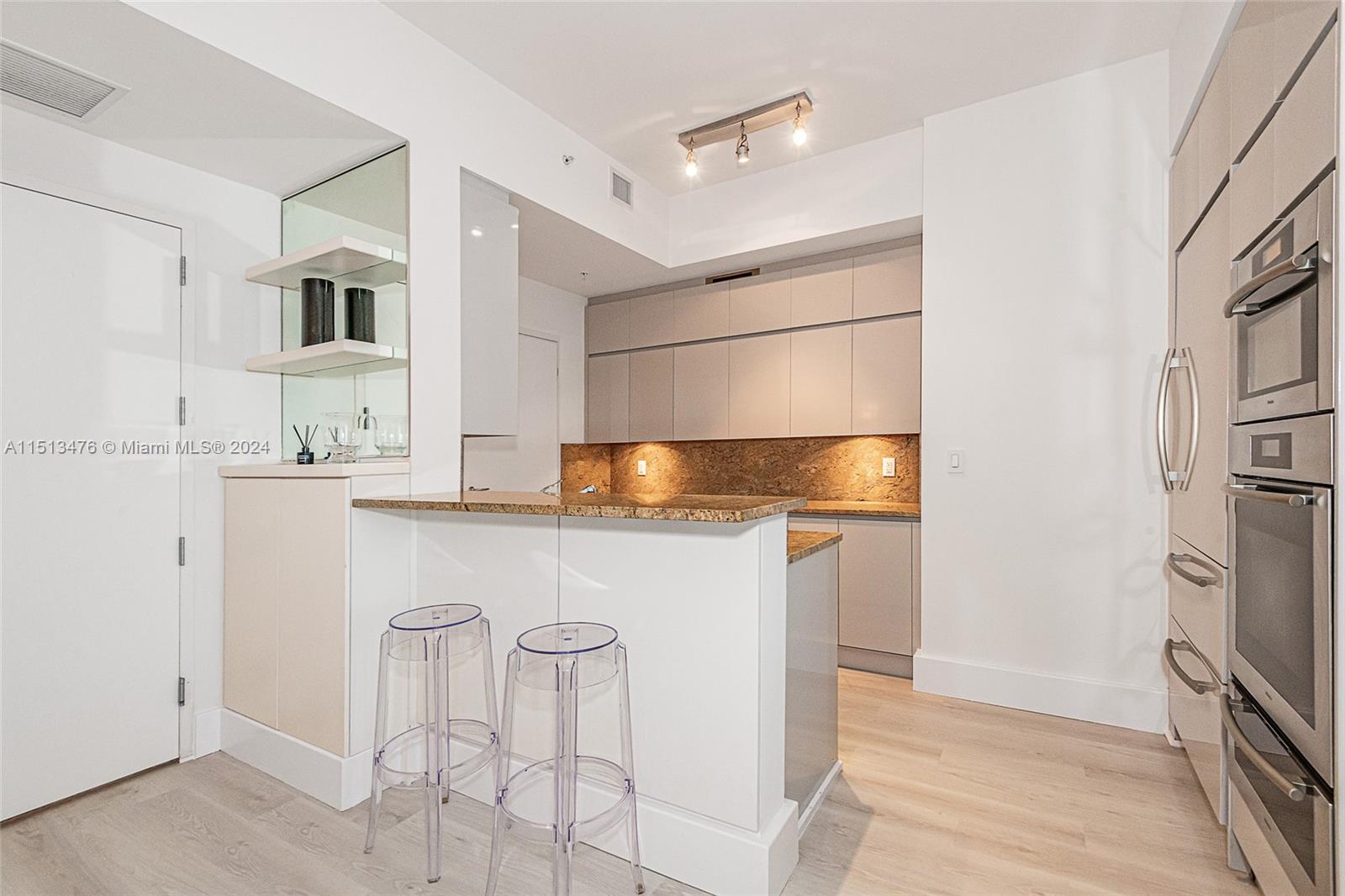 50 S Pointe Dr 1804, Miami Beach, Florida 33139, 2 Bedrooms Bedrooms, ,2 BathroomsBathrooms,Residentiallease,For Rent,50 S Pointe Dr 1804,A11513476