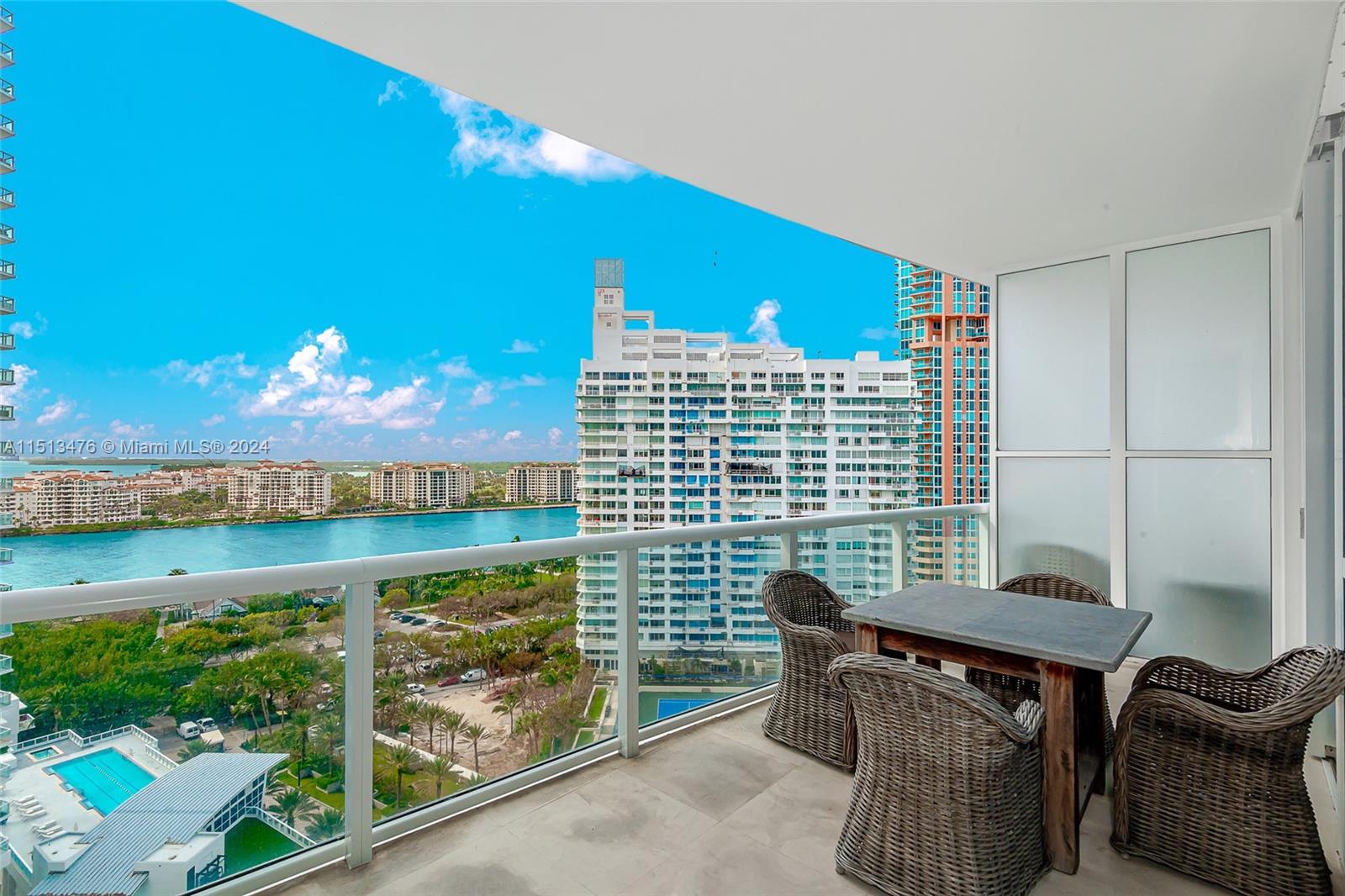 50 S Pointe Dr 1804, Miami Beach, Florida 33139, 2 Bedrooms Bedrooms, ,2 BathroomsBathrooms,Residentiallease,For Rent,50 S Pointe Dr 1804,A11513476