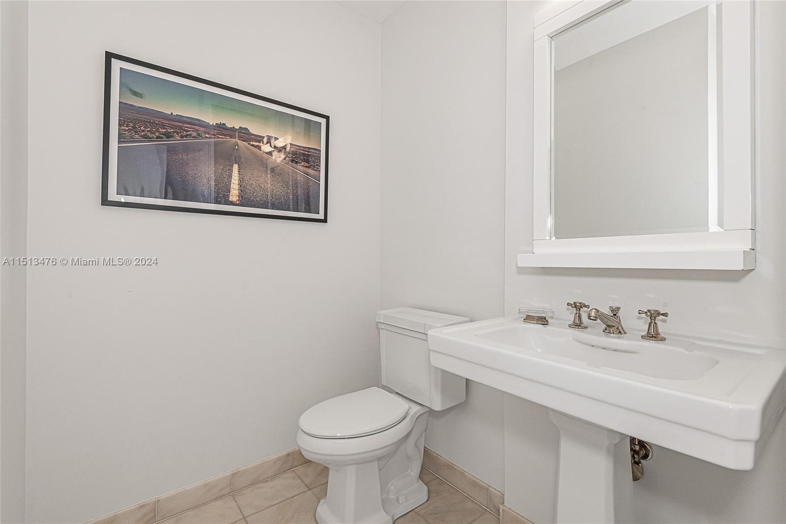 50 S Pointe Dr 1804, Miami Beach, Florida 33139, 2 Bedrooms Bedrooms, ,2 BathroomsBathrooms,Residentiallease,For Rent,50 S Pointe Dr 1804,A11513476