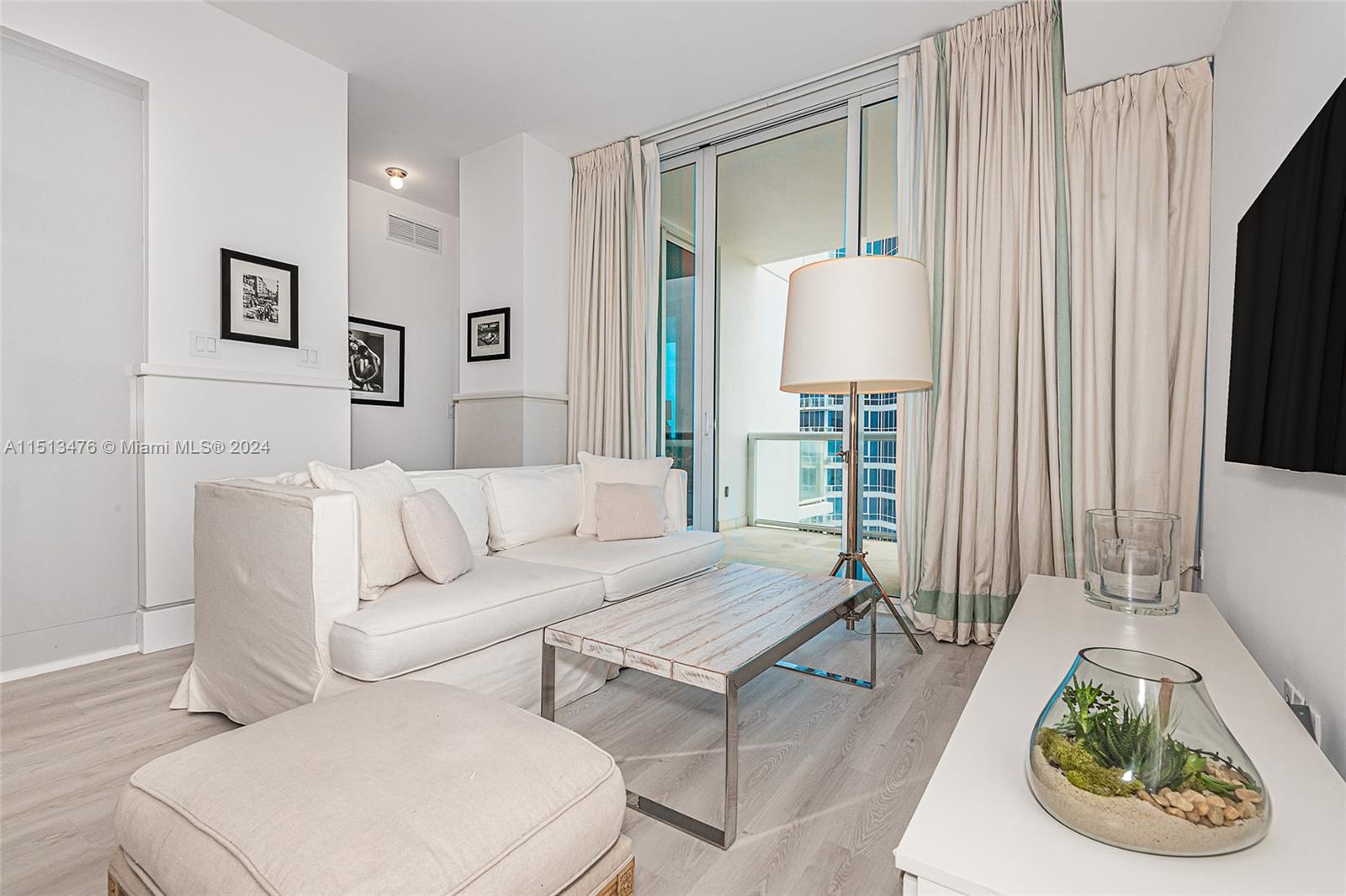 50 S Pointe Dr 1804, Miami Beach, Florida 33139, 2 Bedrooms Bedrooms, ,2 BathroomsBathrooms,Residentiallease,For Rent,50 S Pointe Dr 1804,A11513476