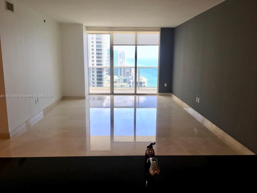 1830 S Ocean Dr 3611, Hallandale Beach, Florida 33009, 3 Bedrooms Bedrooms, ,2 BathroomsBathrooms,Residential,For Sale,1830 S Ocean Dr 3611,A11513388