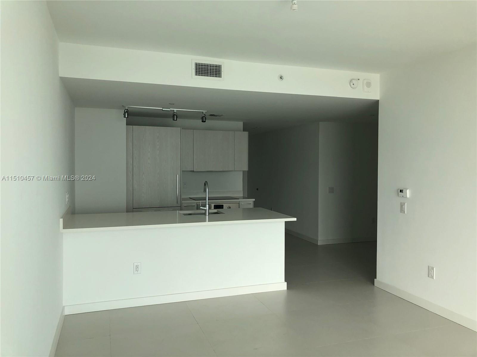 501 NE 31st St 3310, Miami, Florida 33137, 2 Bedrooms Bedrooms, ,2 BathroomsBathrooms,Residential,For Sale,501 NE 31st St 3310,A11510457
