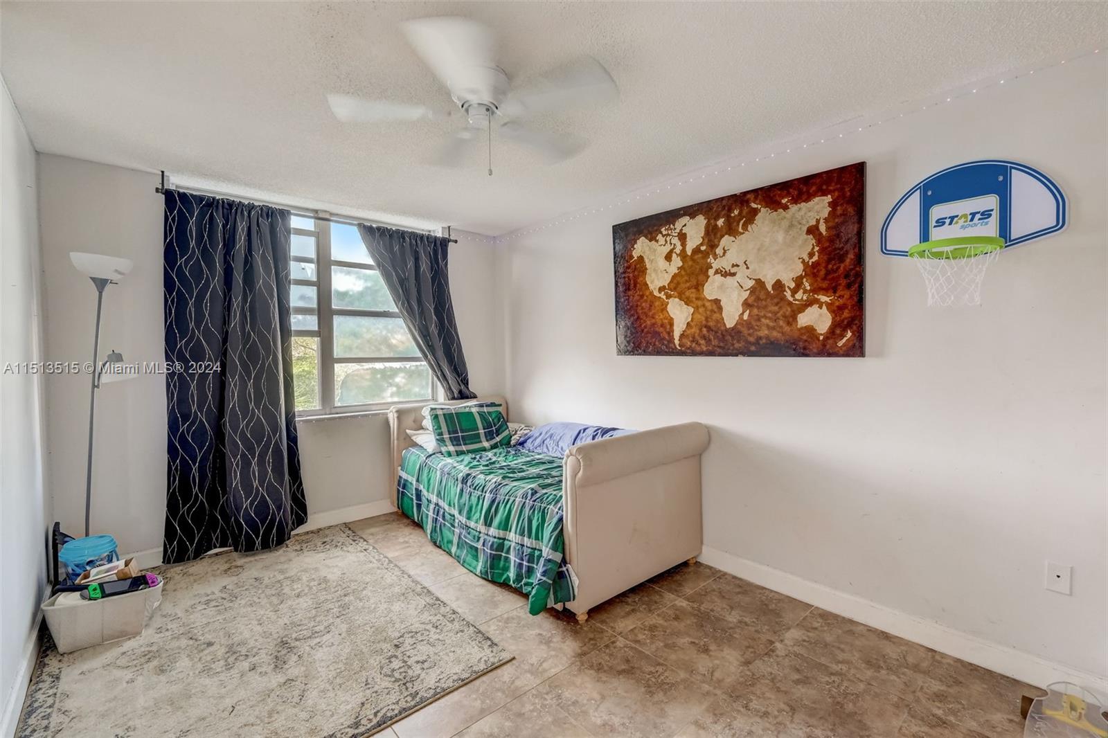 2750 183rd St, Aventura, FL, 33160 United States, 2 Bedrooms Bedrooms, ,2 BathroomsBathrooms,Residential,For Sale,183rd St,A11513515
