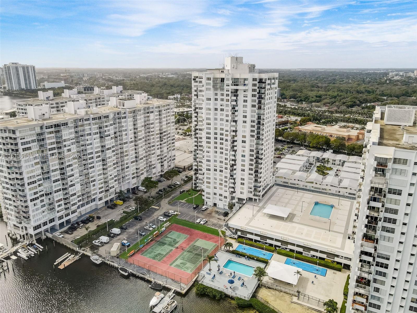 2750 183rd St, Aventura, FL, 33160 United States, 2 Bedrooms Bedrooms, ,2 BathroomsBathrooms,Residential,For Sale,183rd St,A11513515