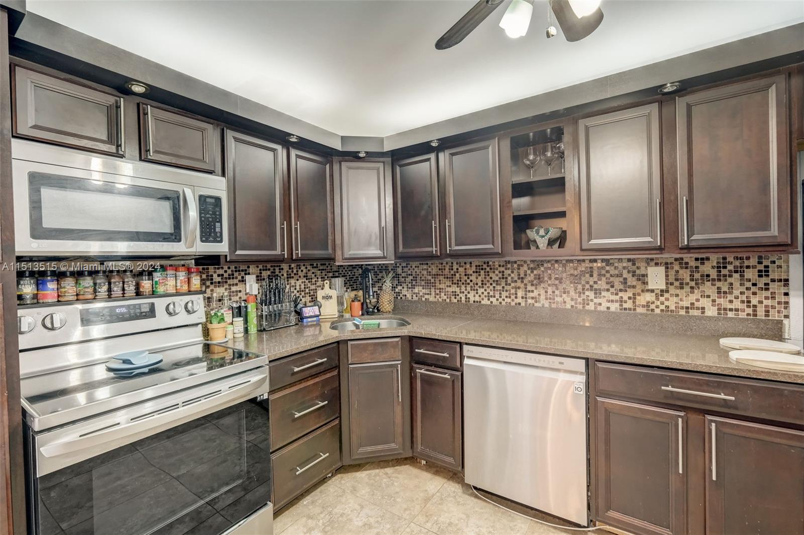 2750 183rd St, Aventura, FL, 33160 United States, 2 Bedrooms Bedrooms, ,2 BathroomsBathrooms,Residential,For Sale,183rd St,A11513515