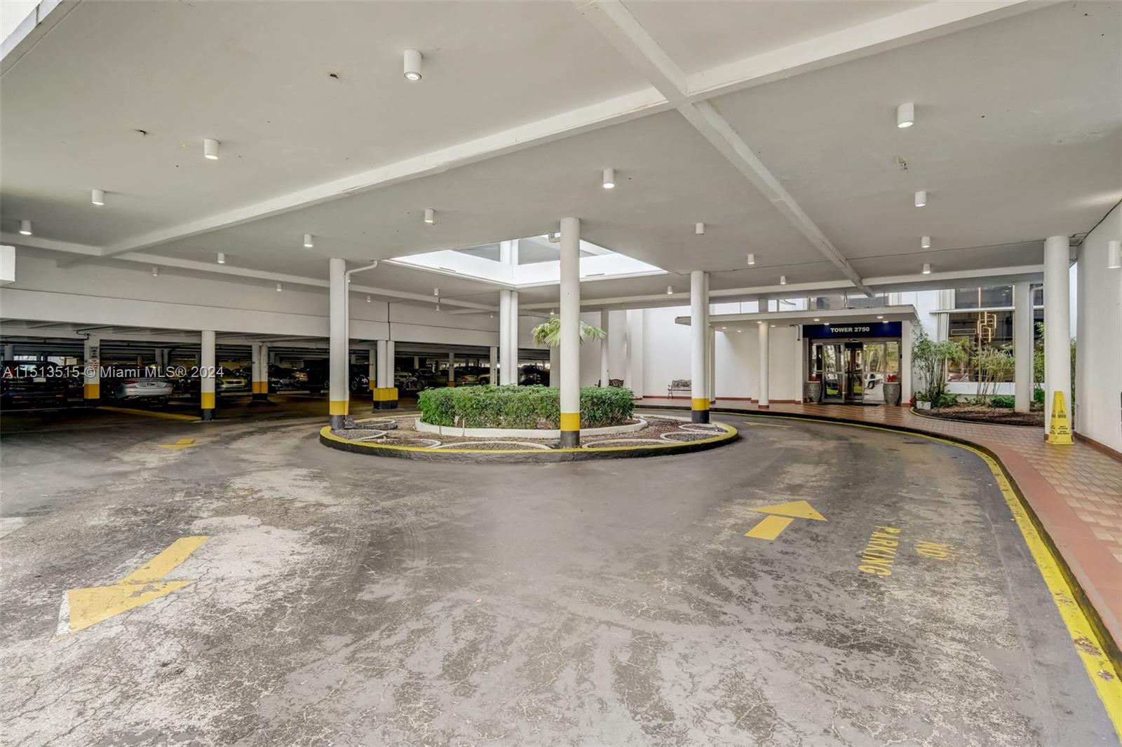 2750 183rd St, Aventura, FL, 33160 United States, 2 Bedrooms Bedrooms, ,2 BathroomsBathrooms,Residential,For Sale,183rd St,A11513515