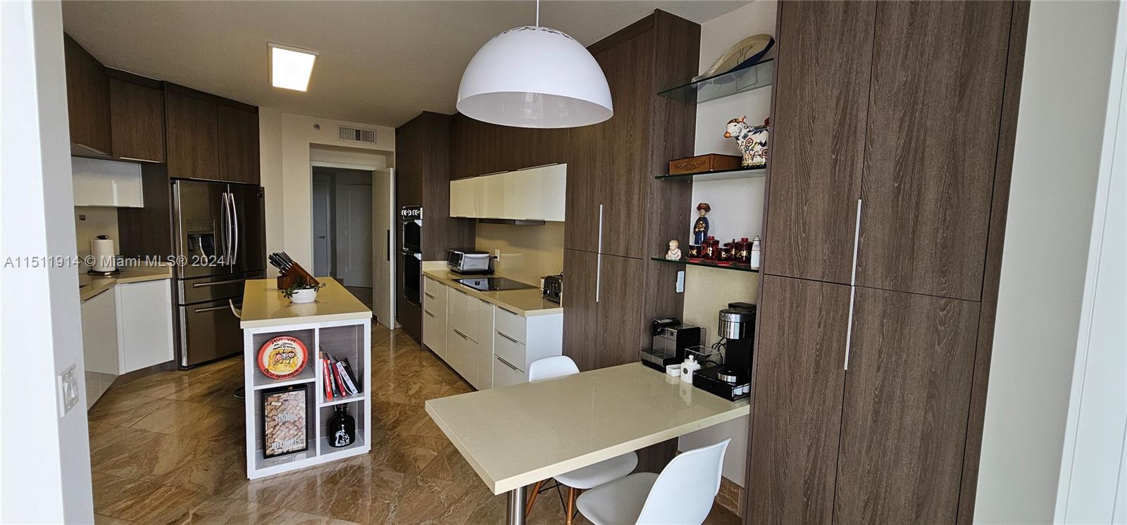 3802 NE 207th St 1204, Aventura, FL 33180, 2 Bedrooms Bedrooms, ,2 BathroomsBathrooms,Residential,For Sale,207th St,A11511914