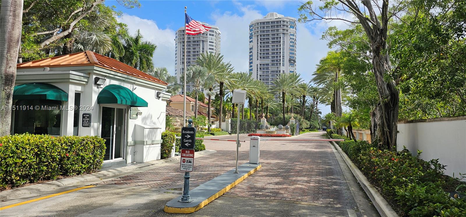 3802 NE 207th St 1204, Aventura, FL 33180, 2 Bedrooms Bedrooms, ,2 BathroomsBathrooms,Residential,For Sale,207th St,A11511914
