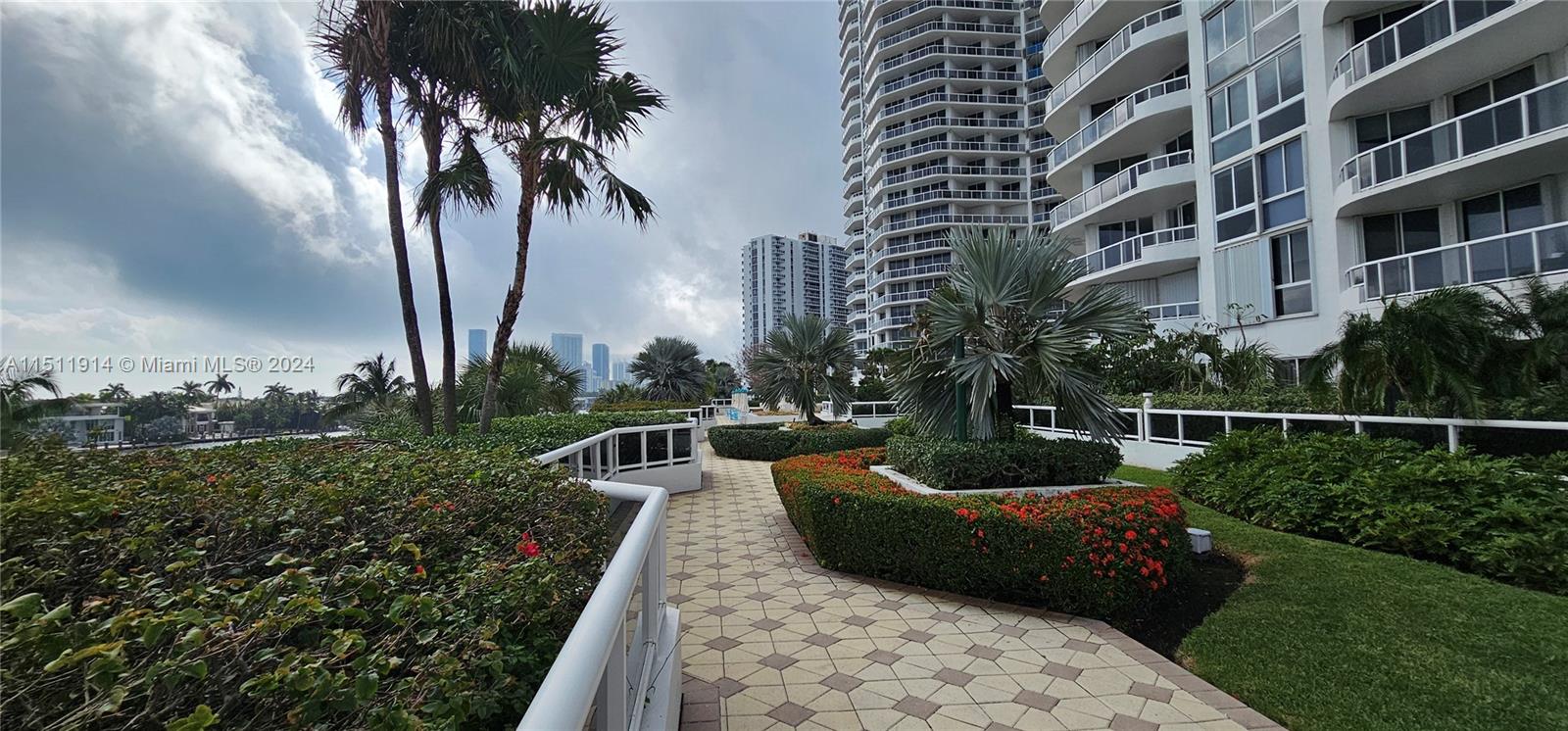3802 NE 207th St 1204, Aventura, FL 33180, 2 Bedrooms Bedrooms, ,2 BathroomsBathrooms,Residential,For Sale,207th St,A11511914