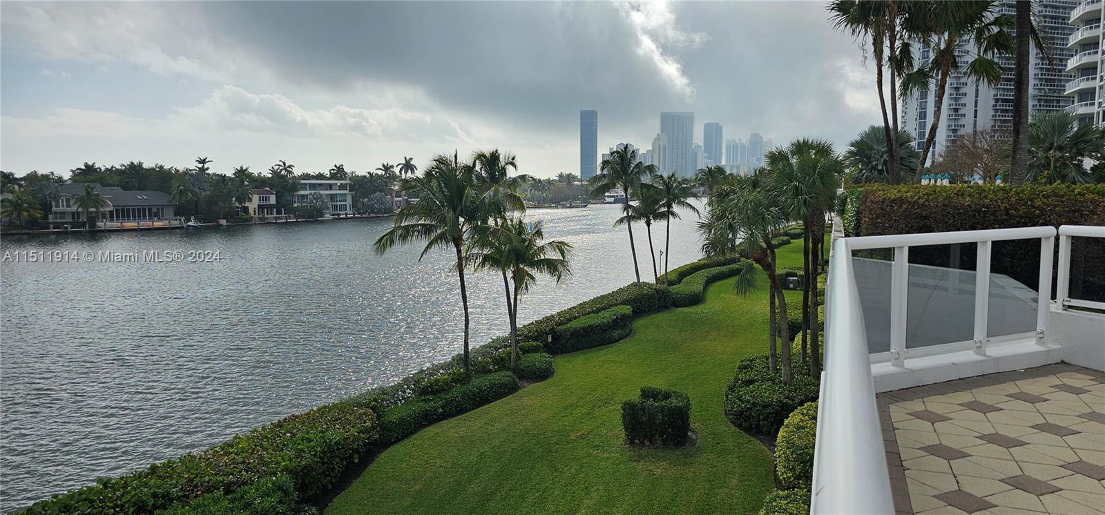 3802 NE 207th St 1204, Aventura, FL 33180, 2 Bedrooms Bedrooms, ,2 BathroomsBathrooms,Residential,For Sale,207th St,A11511914