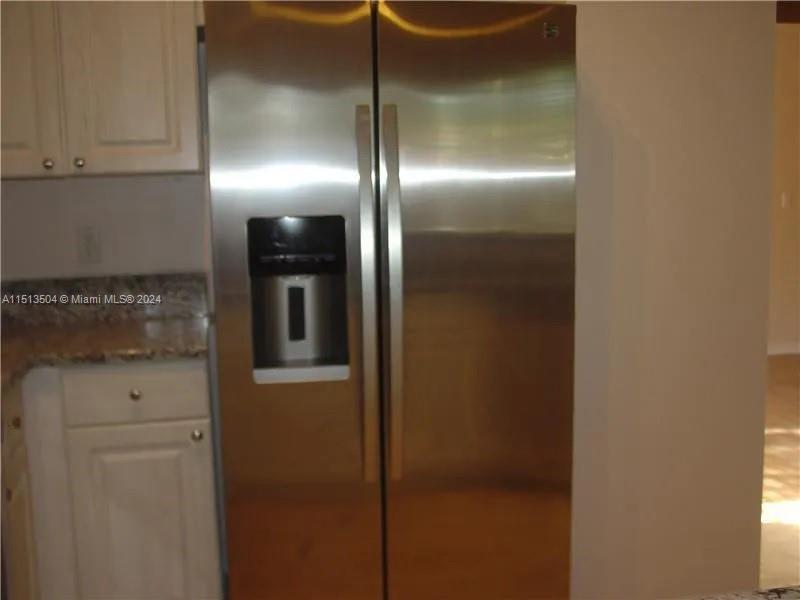 1440 SE 22nd Ln, Homestead, Florida 33035, 4 Bedrooms Bedrooms, ,2 BathroomsBathrooms,Residentiallease,For Rent,1440 SE 22nd Ln,A11513504